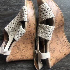 Summer wedges